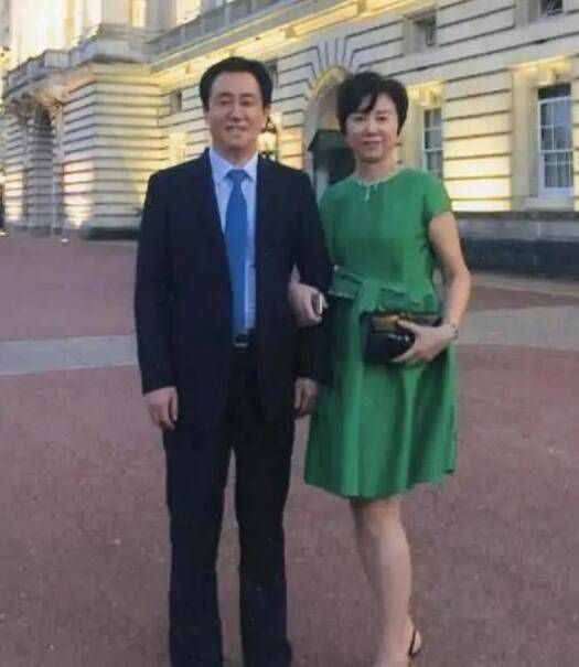 另一位援鄂医务工作者的孩子，被问到妈妈为什么没来，他表示，;妈妈去上班了